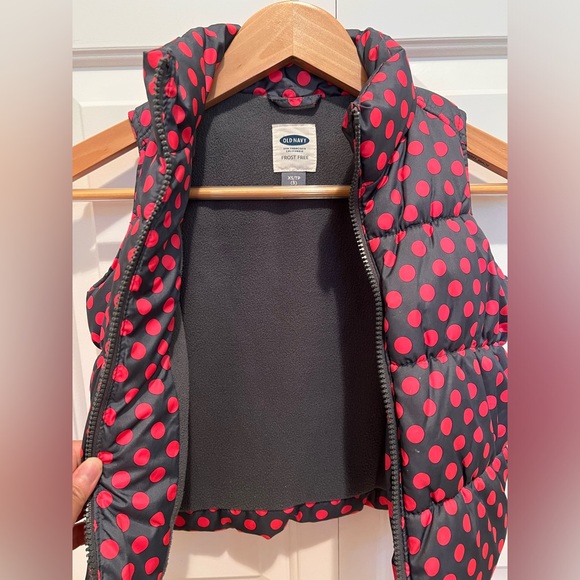 Old Navy Kids Vest XS/S - Picture 3 of 4